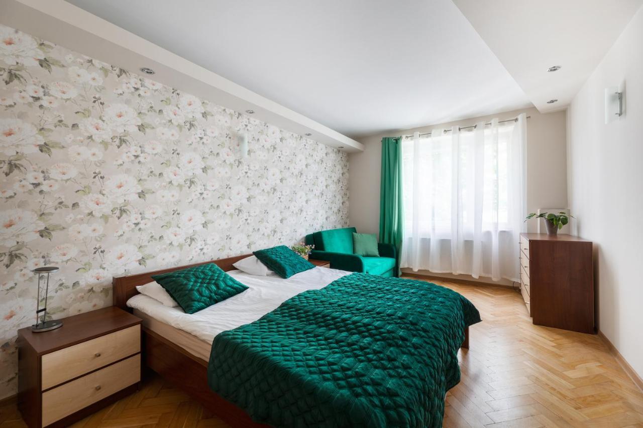Apartament Przy Parku Kudowa-Zdrój Exteriör bild